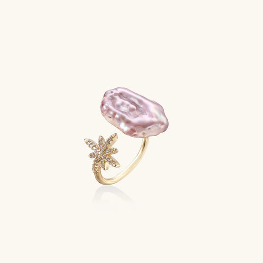 Gold ring with pink baroque pearl and crystal flower detail, elegant statement jewelry