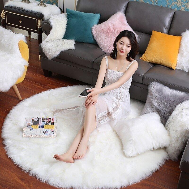 Round Shaggy Faux Fur Sheepskin Rug (120cm) - Fansee Australia