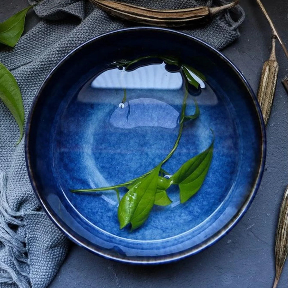 HANDCRAFTED CERAMIC BOWLS WITH ARTISAN CHARACTER